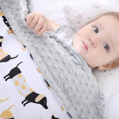 Couverture Bébé SoftDou™ – Ultra Douce, Respirante & Durable 75x100 cm